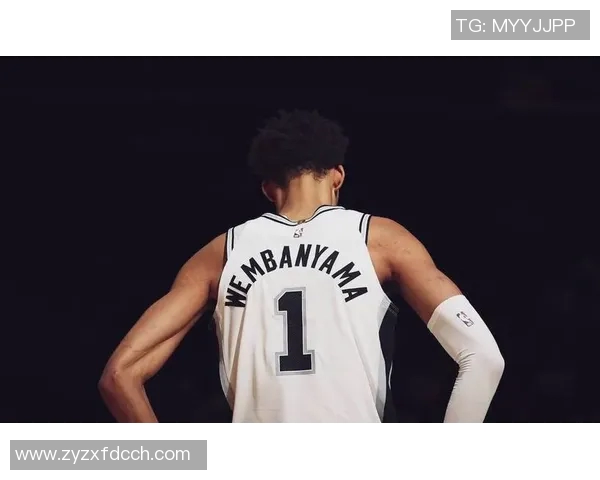 马刺队新星文班亚马崭露头角引发NBA关注未来发展备受期待 马刺队新星文班亚马崭露头角引发NBA关注未来发展备受期待